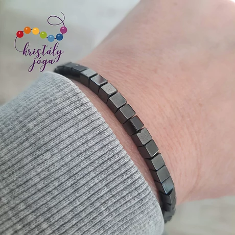 Hematit 4 mm-es kocka ásvány karkötő