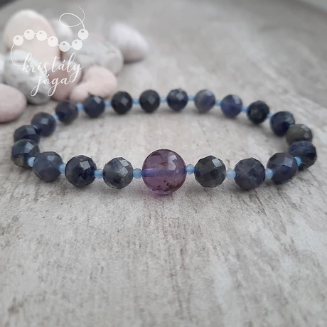 Kordierit-iolit 7 mm-es fazettált ásvány karkötő akvamarinnal