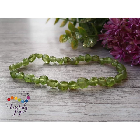 Krizolit (peridot, olivin) nugget ásvány karkötő