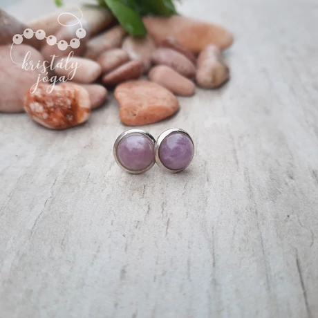 Kunzit 8 mm-es nemesacél fülbevaló